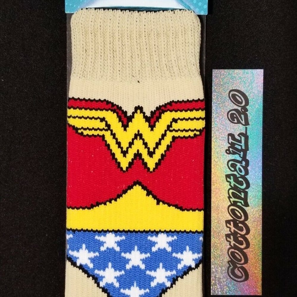 NEW Freaker USA Wonder Woman Bottle Insulator